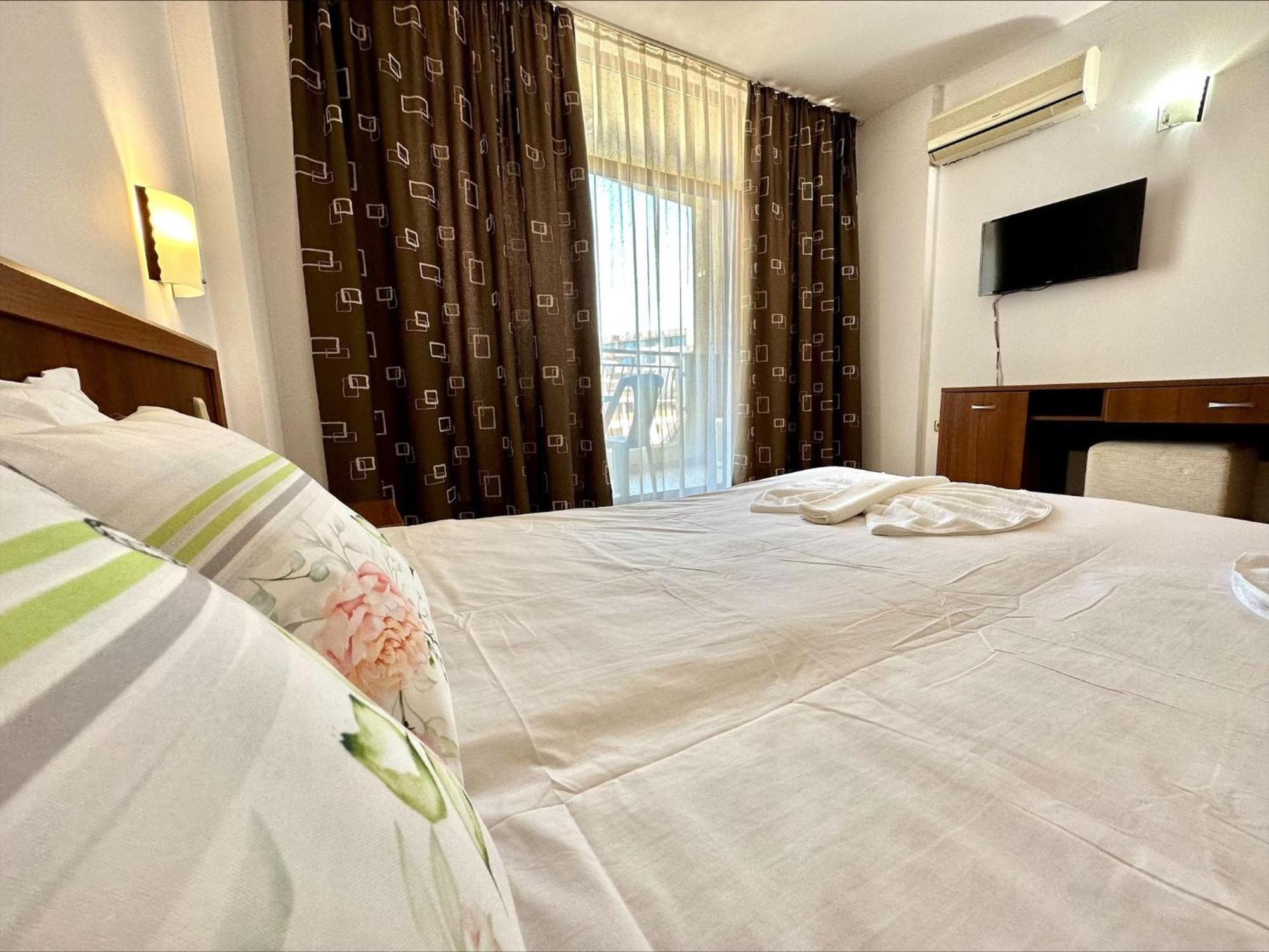 Grenada - Menada Apartments Sunny Beach Phòng bức ảnh